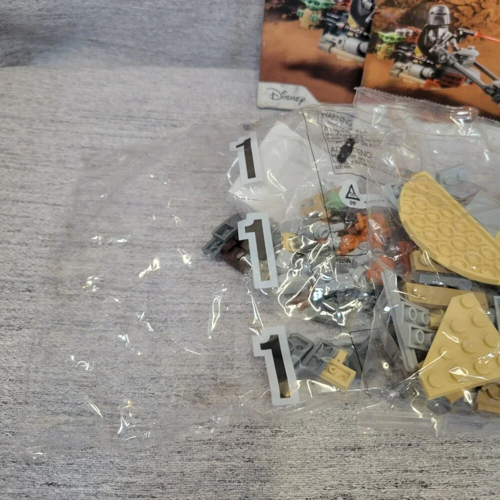 Lego Star Wars Trouble on Tatooine 75299